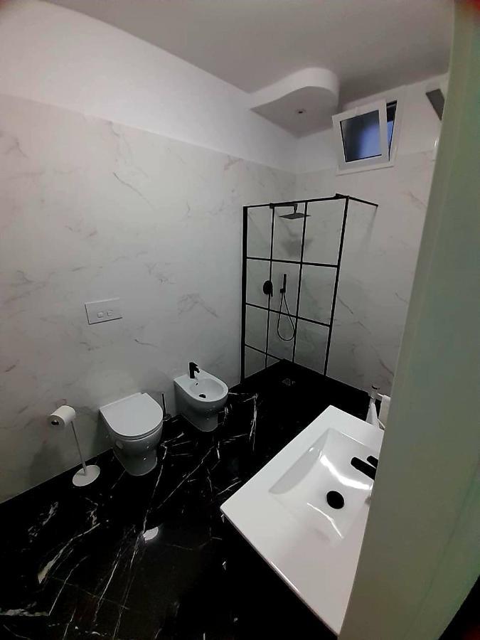 Casa Birmano Villa Taranto Bagian luar foto