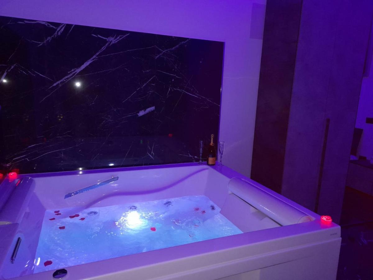 Casa Birmano Villa Taranto Bagian luar foto